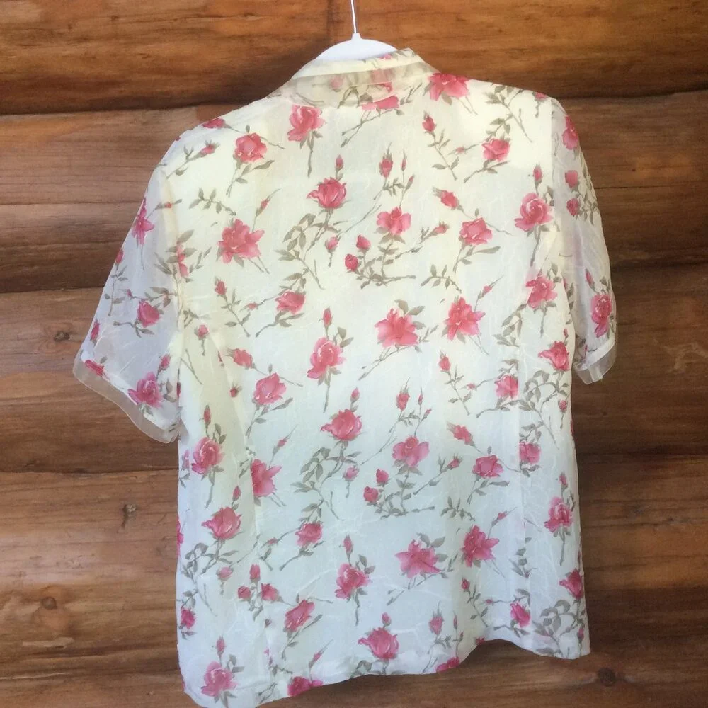 Christie & Jill Vintage Rose Floral Textured Top EUC Cottagecore Top Size Medium - Picture 2 of 5